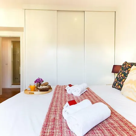 Campo De Ourique Duplex By Homing Apartment Lisbon